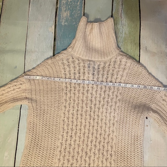 American Eagle Cable Knit Cardigan Sweater - Picture 5 of 8